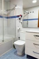 Kúpeľňa v ubytovaní Apartamento Completo Plaza de las Tendillas - Párking Privado - Alojamientos El Duque