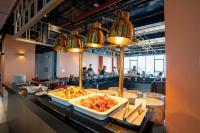 Mad på resortet eller i nærheden