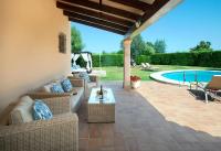 Bazén v ubytování Owl Booking Villa Tia - Exclusive Holidays nebo v jeho okolí
