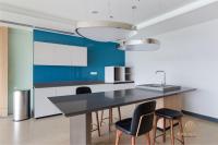 ViiA Residence, Mid Valley KLにあるキッチンまたは簡易キッチン