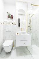 Gold Premium 2-bedroom Suite 100m from Central Station, modern&high standardにあるバスルーム
