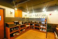 Köök või kööginurk majutusasutuses Hotel Dolphin International