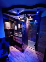 Love & Sex Room: haut de gamme: avec SPA privatif, Ferney-Voltaire ...