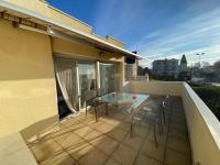 Plán poschodí v ubytovaní Charmant T2 à 350m de la plage avec terrasse et garage à Royan - FR-1-539-44