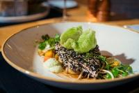 Jídlo v hotelu nebo okolí