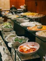 Jídlo v hotelu nebo okolí