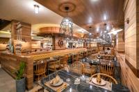 Restaurace v ubytování The Marin Phuket Kamala Beach