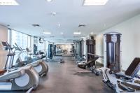 Fitness centrum a/nebo fitness zařízení v ubytování Adelphi Suites Bangkok