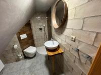 Koupelna v ubytování Boutique Cottage Tkalcovna