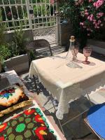 Balkón alebo terasa v ubytovaní Gemütliches Appartement in Ano Poli