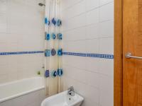 Kúpeľňa v ubytovaní Apartment Torrealba by Interhome