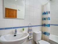 Kúpeľňa v ubytovaní Apartment Torrealba by Interhome