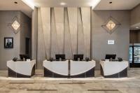 Marriott New York JFK Airportにあるビジネスエリアまたは会議室