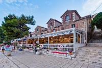 Budova, kde se prázdninový dům nachází