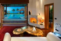 Bazén v ubytování Porto Zante Villas And Spa nebo v jeho okolí
