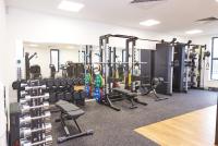 Fitness centrum a/nebo fitness zařízení v ubytování Phyllis Court Members Club