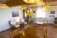 Posezení v ubytování Riuebre - Casa rural para 11 personas con piscina y vistas al Río Ebro - Deltavacaciones