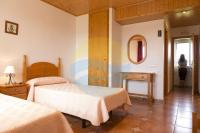 Postel nebo postele na pokoji v ubytování Riuebre - Casa rural para 11 personas con piscina y vistas al Río Ebro - Deltavacaciones