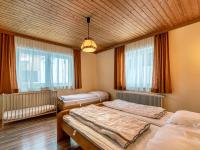 Posteľ alebo postele v izbe v ubytovaní Holiday Home Pilz by Interhome