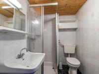 Kúpeľňa v ubytovaní Holiday Home Pilz by Interhome
