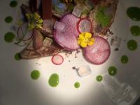 Jídlo v hotelu nebo okolí