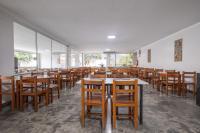 En restaurant eller et andet spisested på DIROMA INTERNACIONAL RESORT - BVTUR