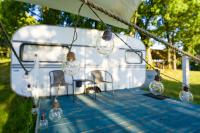 Vonkajšia záhrada v ubytovaní Pilwa 17 - Glamping na Mazurach