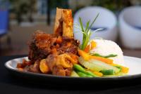 Comida en el hotel o alrededores