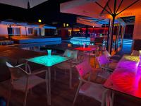 Paradise Resort - FKK Swinger & Nudist Couples Only, Maspalomas ...