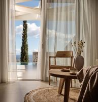 Posedenie v ubytovaní Thelxi's Suite I - Brand New Seaview Suite!