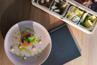 Jídlo v hotelu nebo okolí