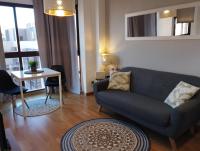 Część wypoczynkowa w obiekcie My Suites Madrid - Aeropuerto Ifema
