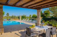 Bazén v ubytovaní Villa Fuggiacune con piscina privata alebo v jeho blízkosti