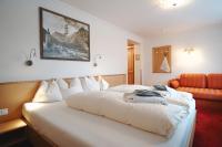 Posteľ alebo postele v izbe v ubytovaní Hotel Acerina Superior