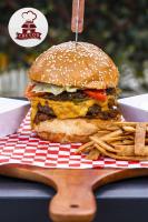 Jídlo v hotelu nebo okolí