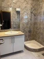 A bathroom at MARINA SKY