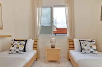 Postel nebo postele na pokoji v ubytování Phaedrus Living: Coral Bay Luxury Villa