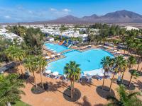 Bazén v ubytování THB Tropical Island nebo v jeho okolí
