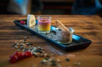 Jídlo v hotelu nebo okolí