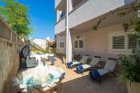 Balkón alebo terasa v ubytovaní Apartments Villa Aura - Adult Only
