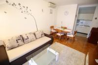 Kuchyňa alebo kuchynka v ubytovaní Apartment Navigare