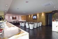 Televízia a/alebo spoločenská miestnosť v ubytovaní El Patio Hotel