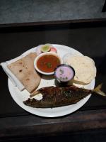 Jídlo v hotelu nebo okolí