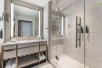 Ein Badezimmer in der Unterkunft Hilton Club Elara Las Vegas