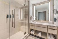 Ein Badezimmer in der Unterkunft Hilton Club Elara Las Vegas