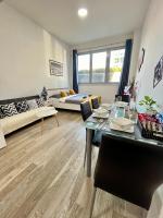 Posezení v ubytování VIT Apartment - Free Parking - O2 Arena