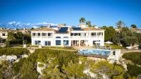 Bazén v ubytování Villa Luna Suites nebo v jeho okolí