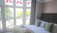 Postel nebo postele na pokoji v ubytování Harrogate Lifestyle Luxury Serviced ApartHotel