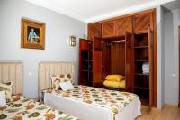 Spacious BeachView Condo Marina - Families Onlyにあるベッド