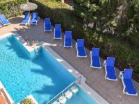 Bazén v ubytovaní Villa Alexia - APARTMENT CORAL - Puerto Pollensa alebo v jeho blízkosti